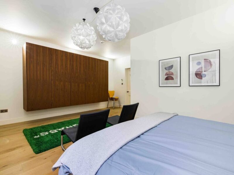 Stunning Notting Hill - 3 bed with garden