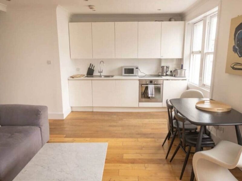 Cool Notting Hill 2 Bed